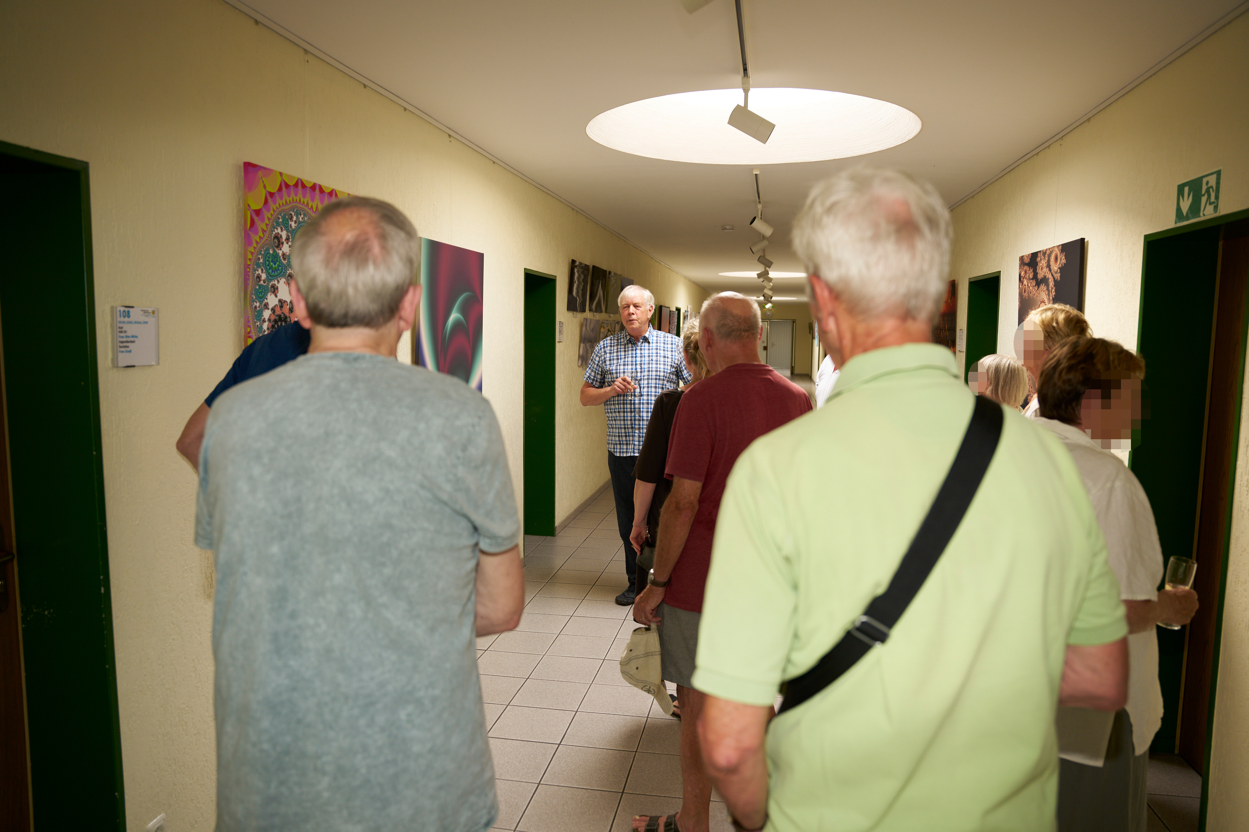 Führung durch die Ausstellung in Kreuzau Vernissage 30.06.2025